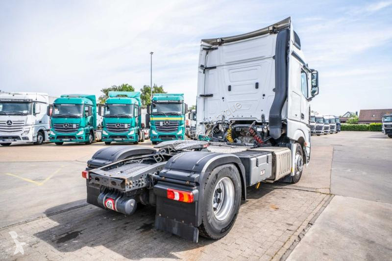 Traktor Mercedes 1845 LS