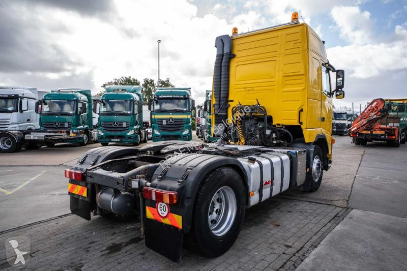 Traktor Volvo 400+E5+KIPHYDR.