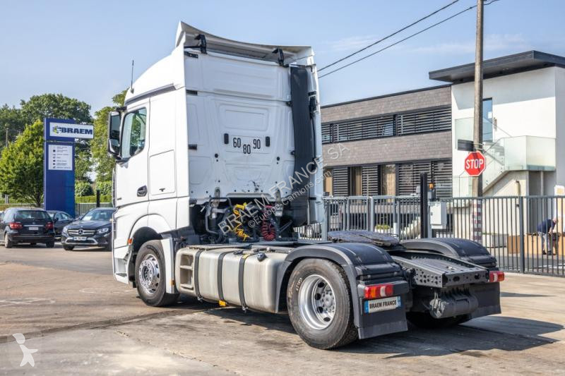Tahač Mercedes ACTROS 1845 LS