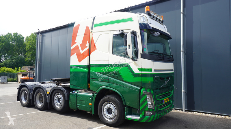 Tracteur Volvo 750 8X4 260T 683.000KM