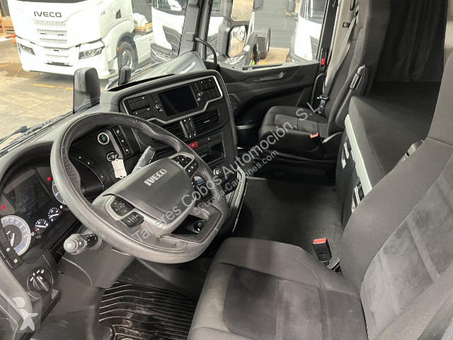 Traktor Iveco S-Way AS440S49T/P