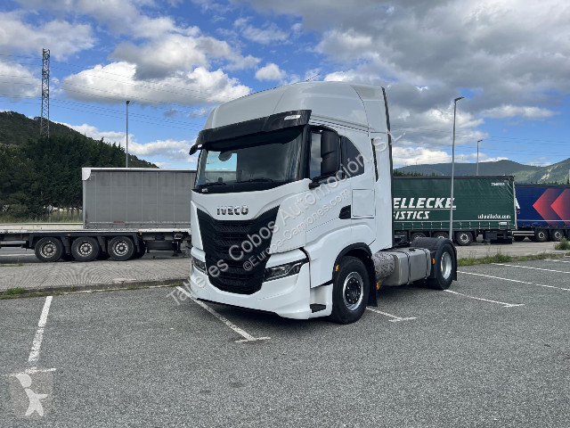 Traktor Iveco S-Way AS440S51T/P