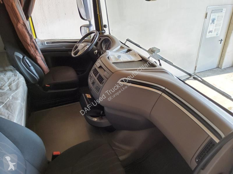 Traktor DAF 450 FT LOW DECK 4X2
