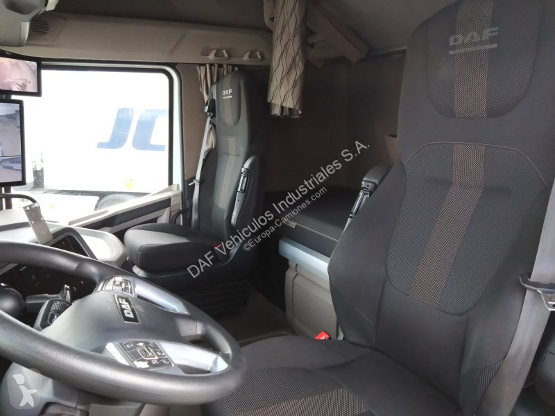 Traktor DAF 480 FT 4X2