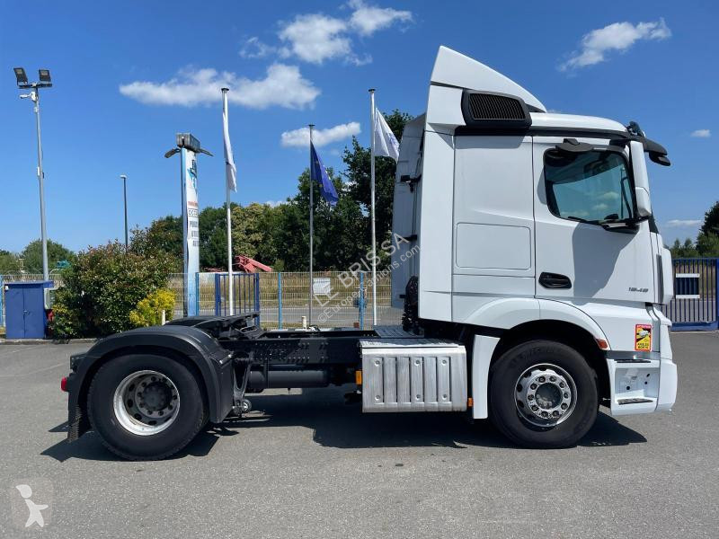 جرار Mercedes ACTROS 1848