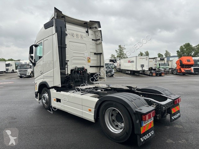 Traktor Volvo 500 I-SAVE TC GLOBE