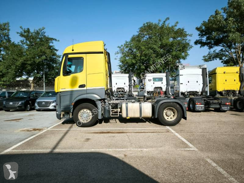 Traktor Mercedes