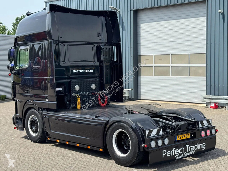 Tahač DAF 105460 Super Space Cab Showtruck *TOP*