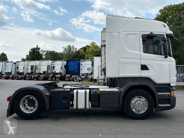 Traktor Scania...