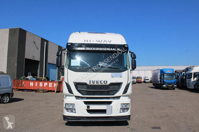 Traktor Iveco 420 + EURO 6