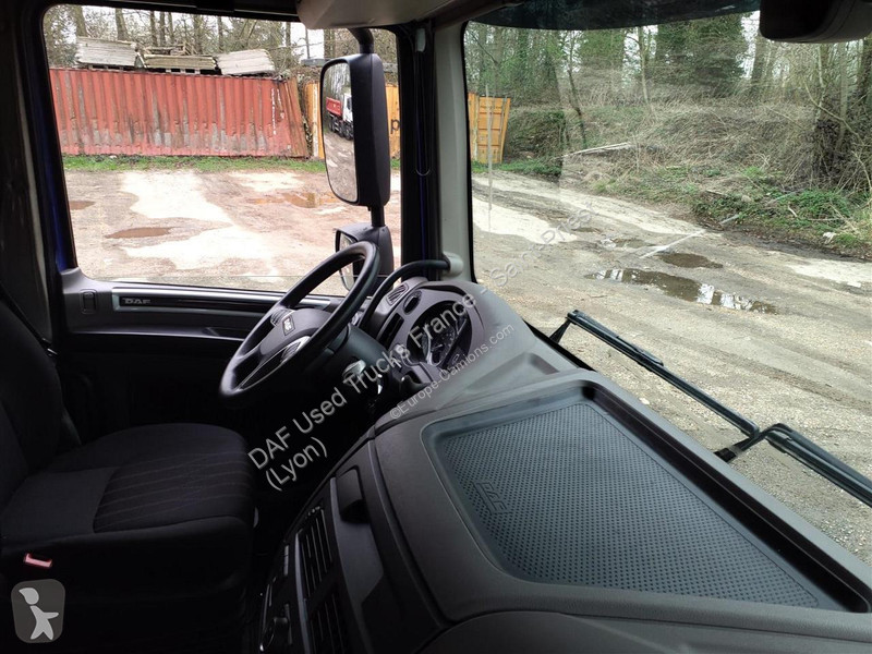 Trekker DAF 530 FT 4X2