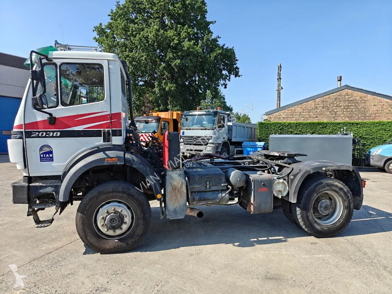 Traktor Mercedes 2038 V8 AS 4X4