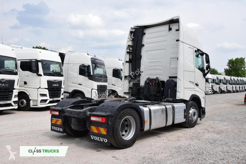 Traktor Volvo 500 Globetrotter XL