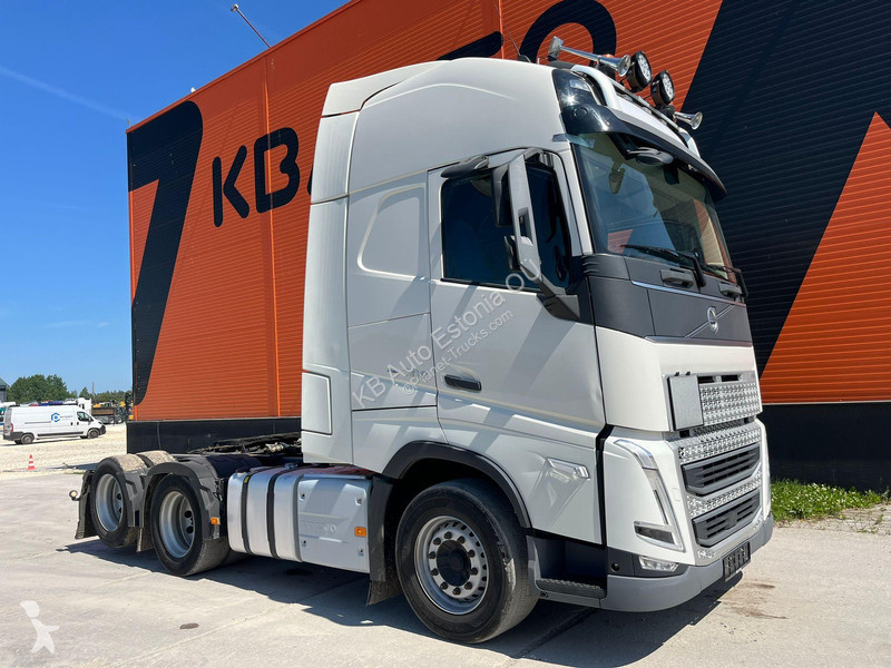 Tahač Volvo 500 6x2 GLOBE XL / HYDRAULICS /...