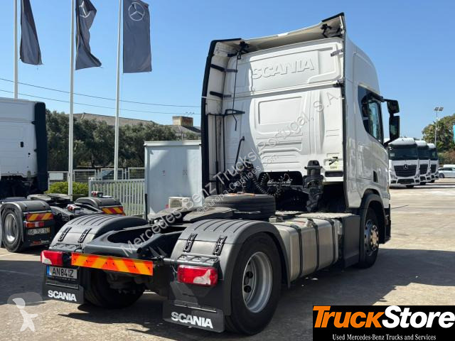 Traktor Scania 450