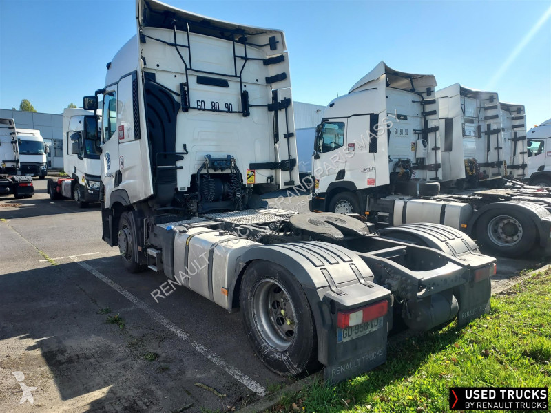 Traktor Renault