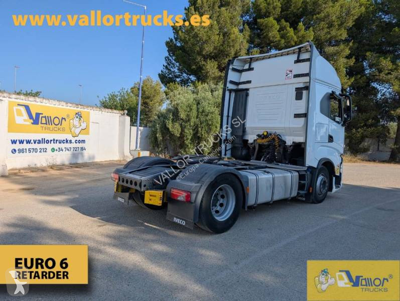 Traktor Iveco