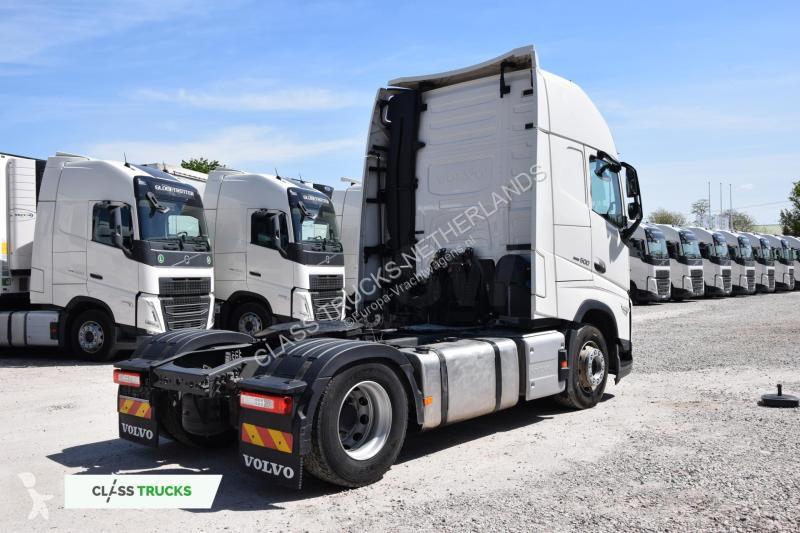 Tahač Volvo 500 Globetrotter XL