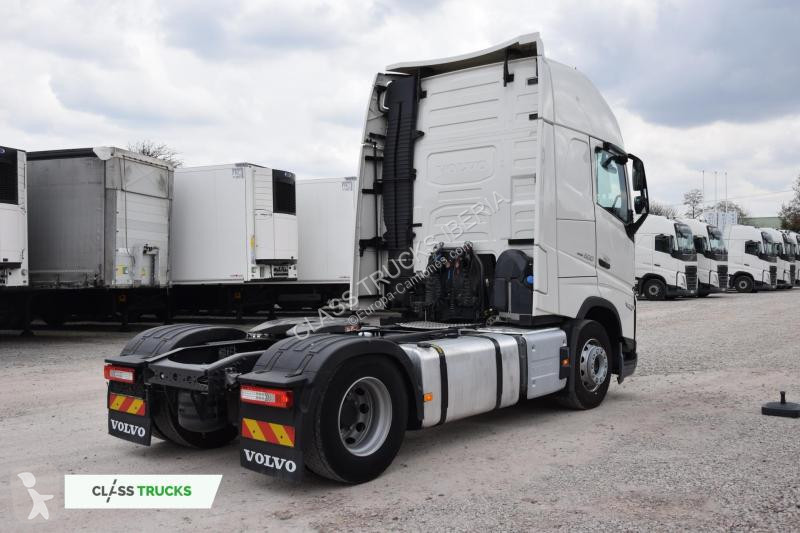 Traktor Volvo 500 Globetrotter XL