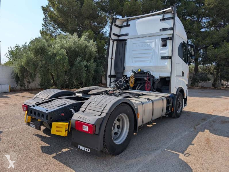 Tracteur Iveco