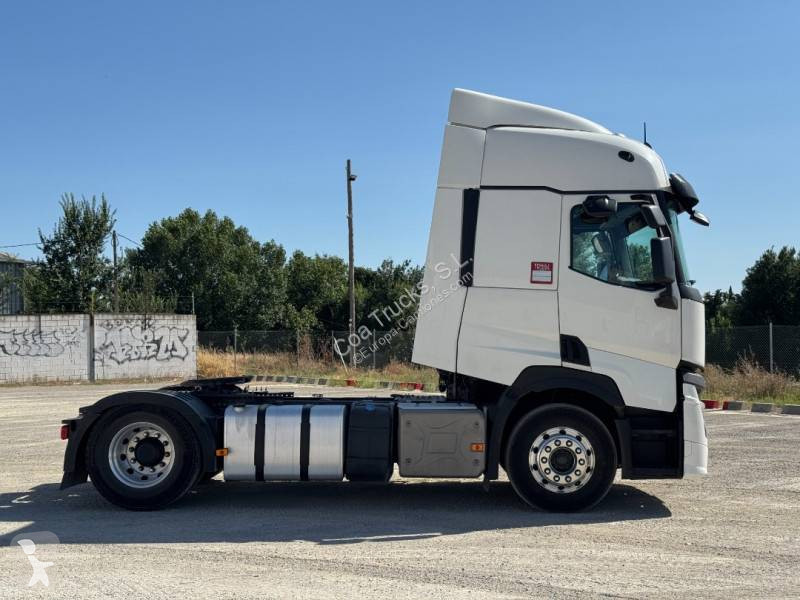 Tractor Renault