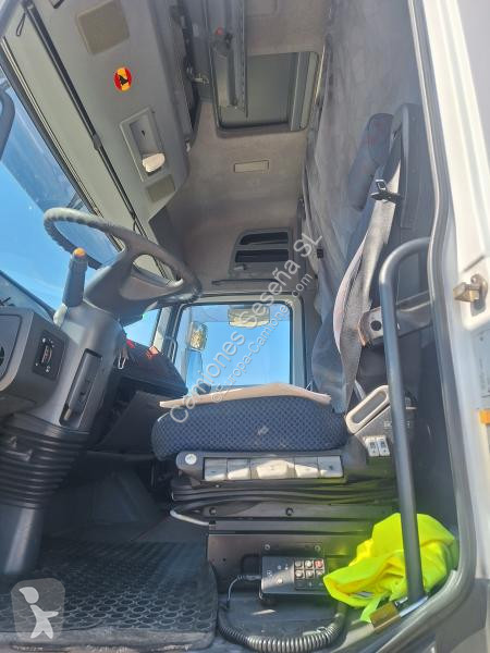 Tracteur Mercedes 1848 LS