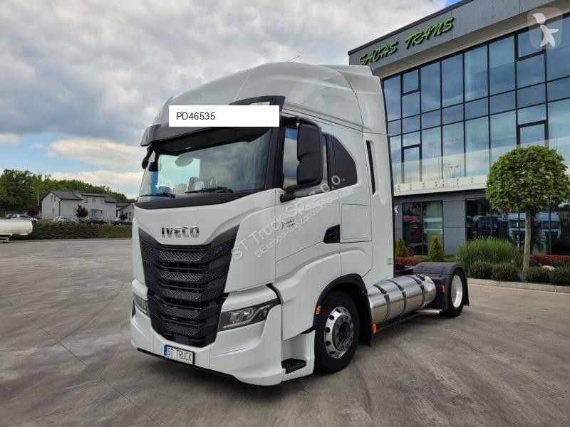 Traktor Iveco