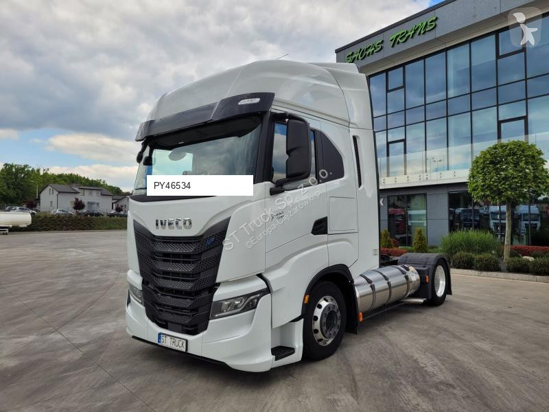 Влекач Iveco 460 LNG/20 STK/RETARDER/GAS IN DER...