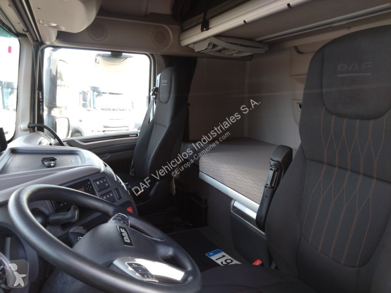 Traktor DAF 480 FT 4X2