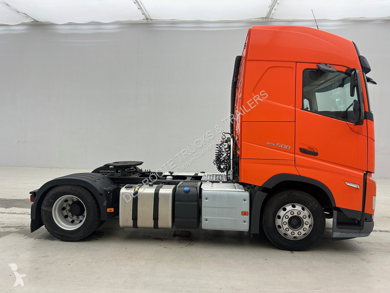 Traktor Volvo 500 Globetrotter