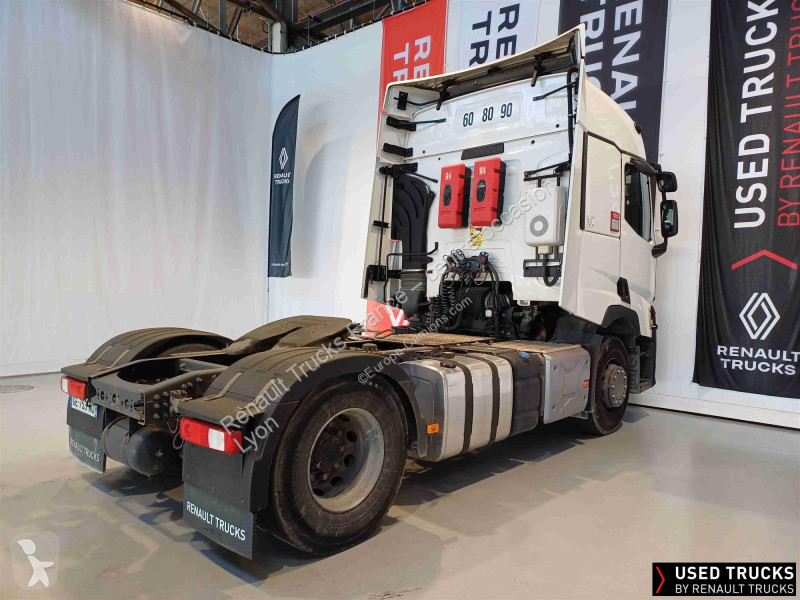Tractor Renault