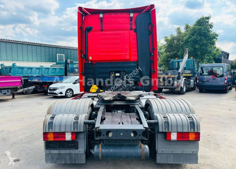 Traktor Mercedes 1846
