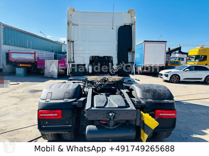 Traktor DAF XF 530