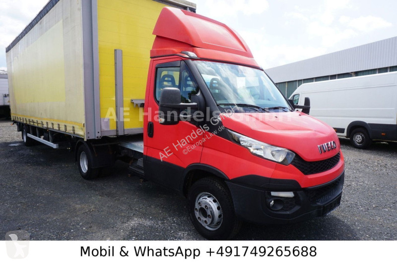 جرار Iveco 65