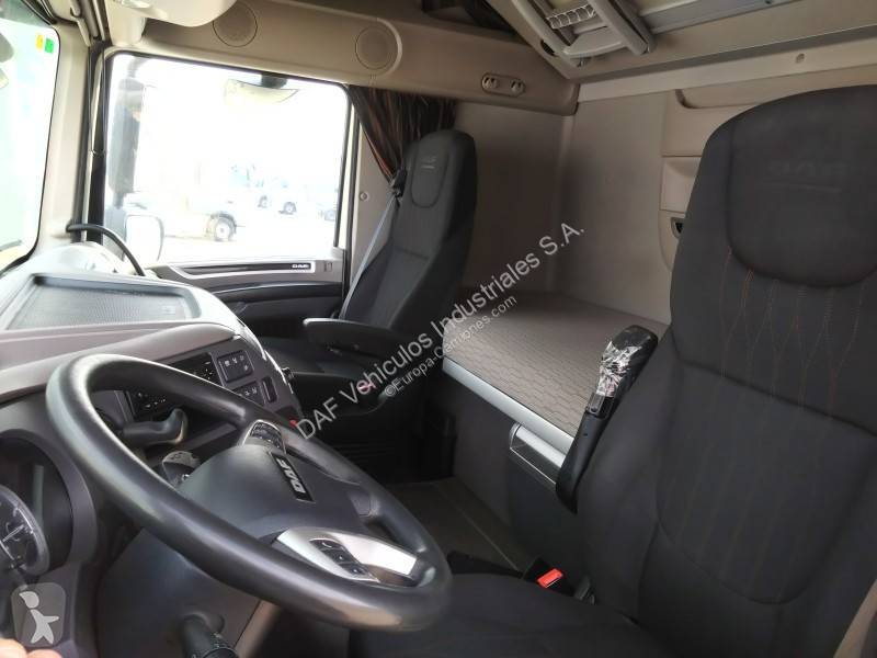 Traktor DAF 480 FT 4X2