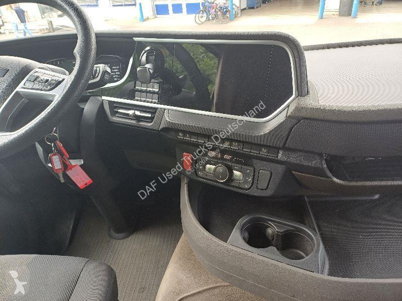 جرار DAF XFn  FT 4X2