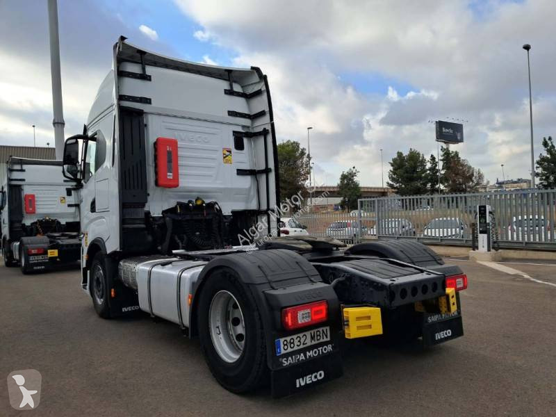 Tracteur Iveco