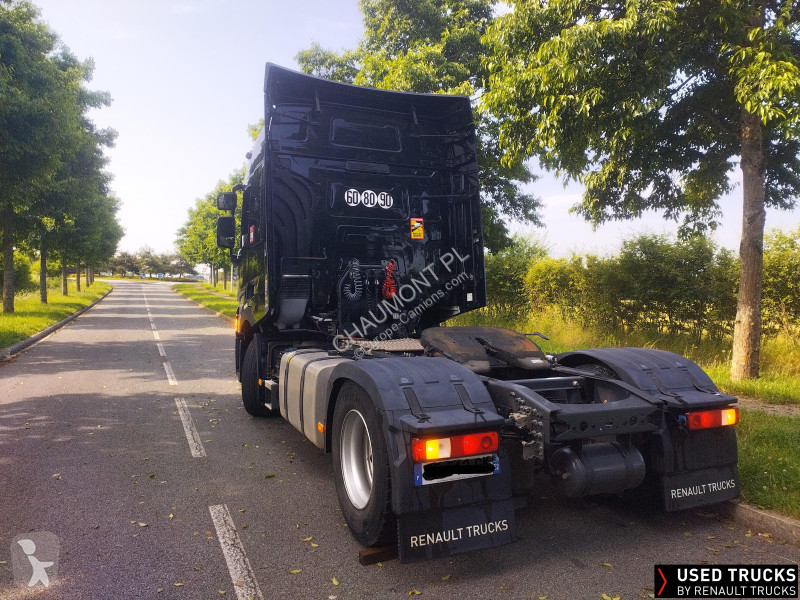 Tractor Renault