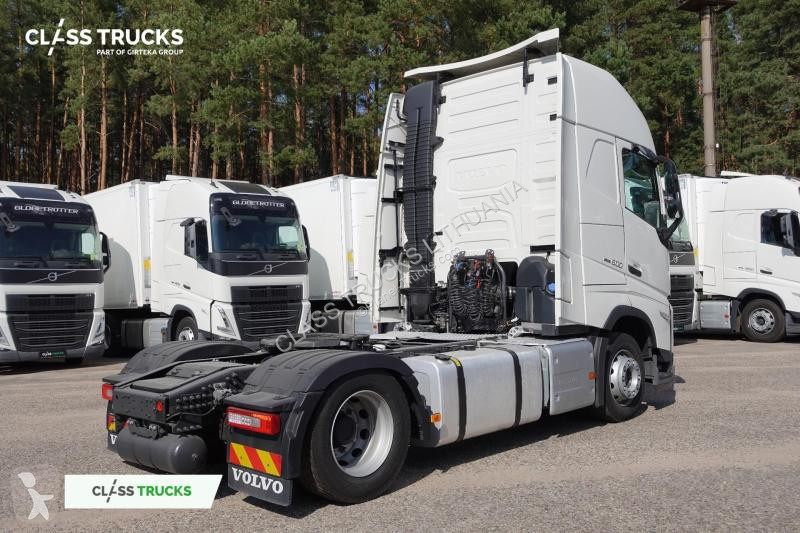 Traktor Volvo 500 Globetrotter XL Varios