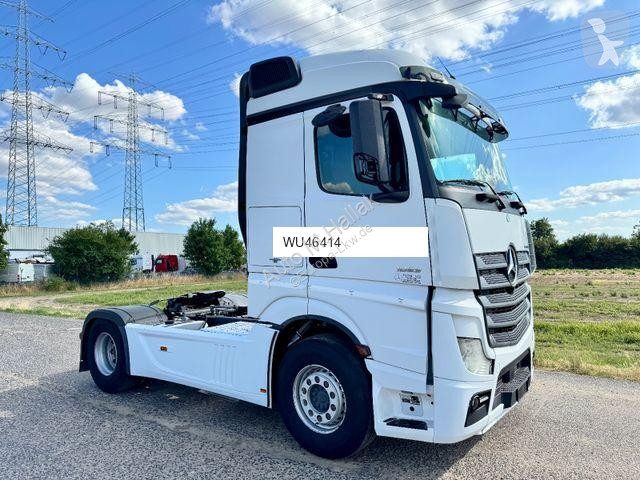 Traktor Mercedes 1853 LS
