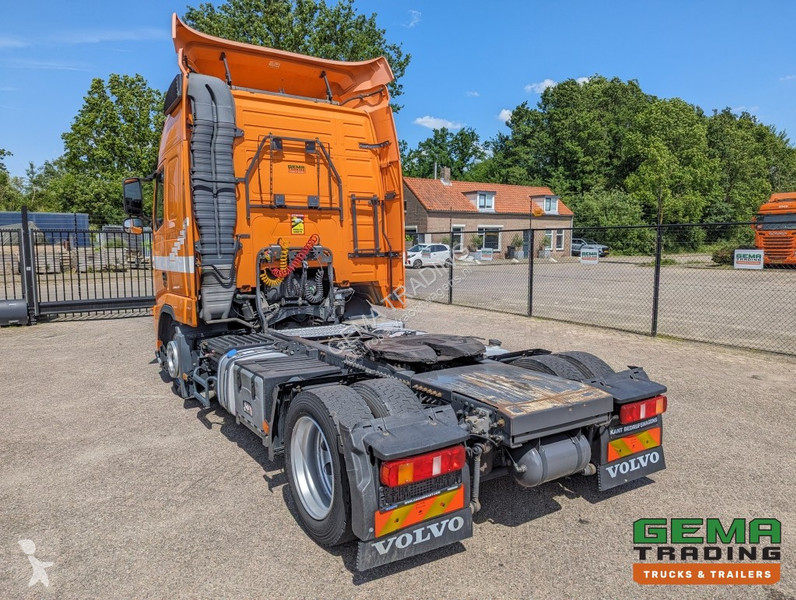 Traktor Volvo 0 4x2 Euro5 0 4x2 Globetrotter...