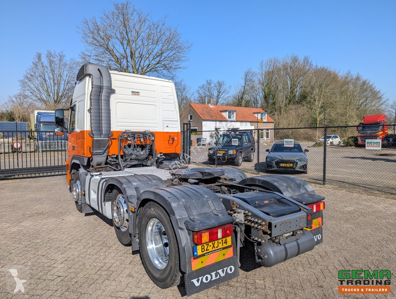 Tahač Volvo 6x2/4 Globetrotter Euro 5 - ADR -...