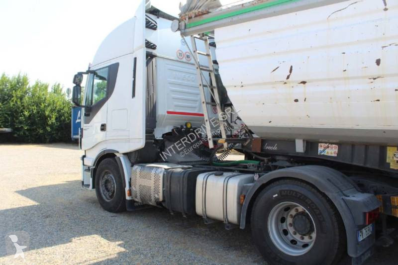 Traktor Iveco