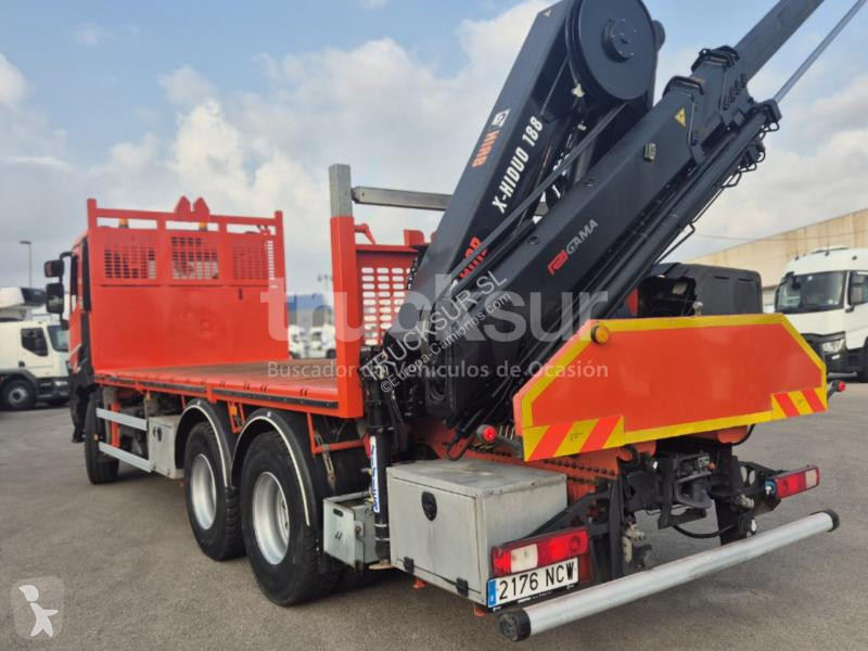 Vrachtwagen Renault  C430.26  6X4