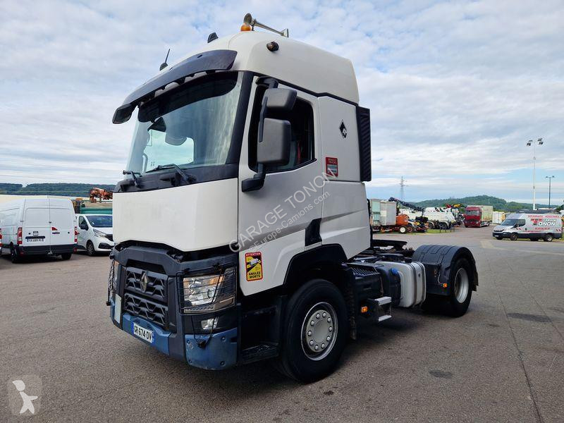 Traktor Renault 460 Gamme C