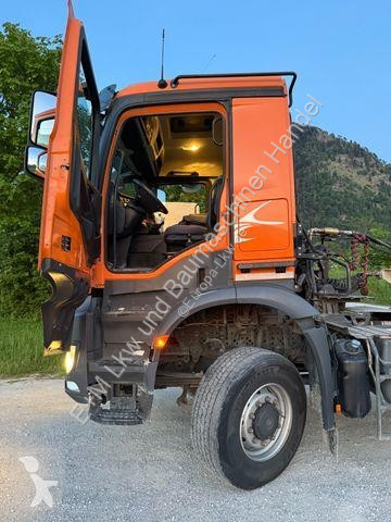 Tahač Mercedes 2051 ALLRAD BLATT BLATT RETARDER...