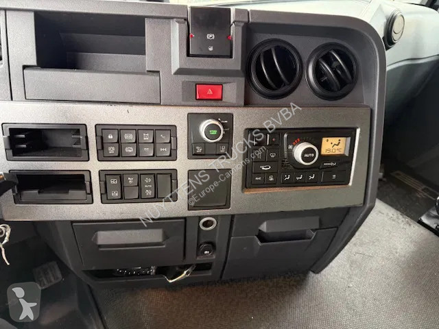 Traktor Renault T T 460