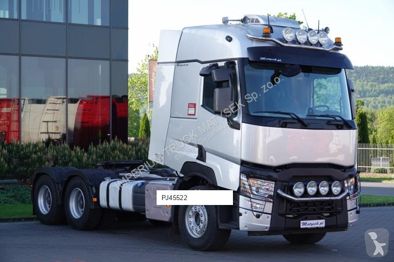 Traktor Renault C 520