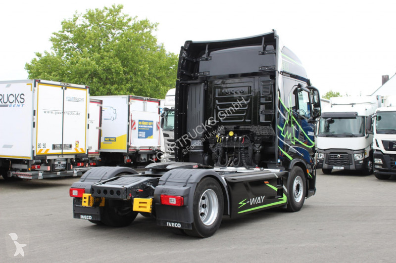 Tahač Iveco   S-Way 480 Retarder  Standklima...