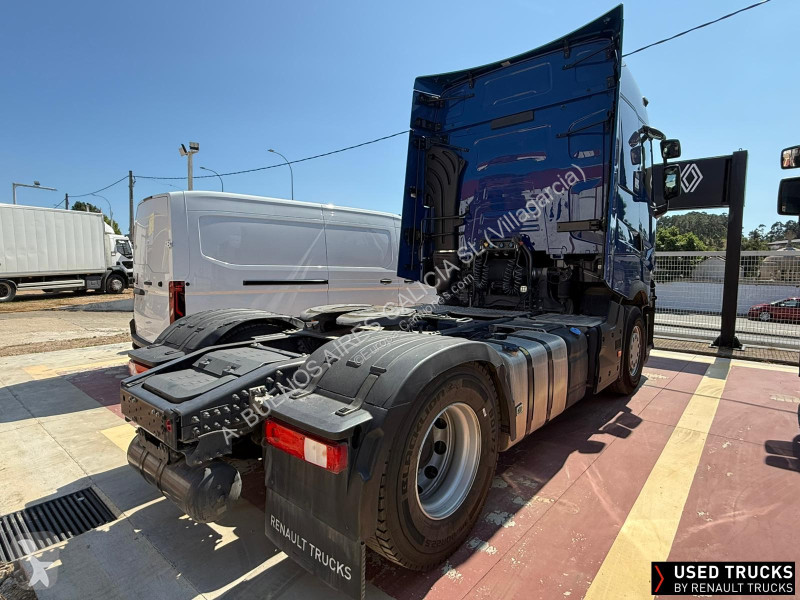Traktor Renault